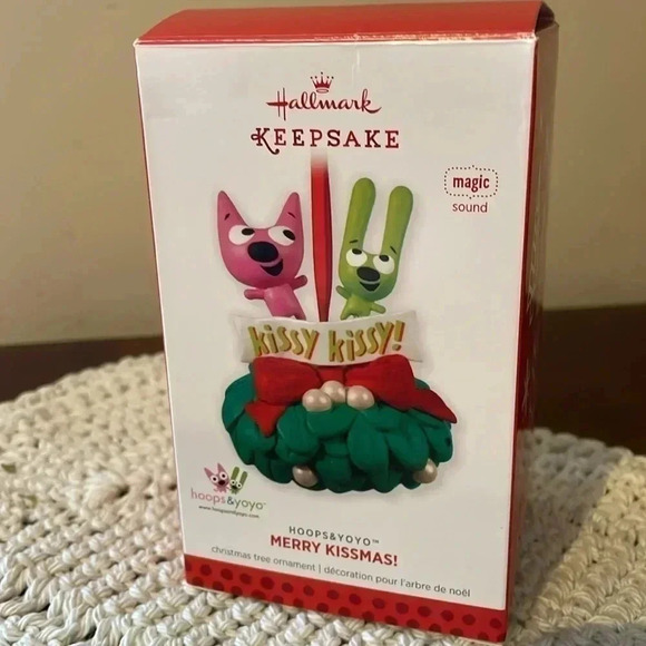 Hoops&Yoyo Hallmark Keepsake Ornament - Picture 8 of 11